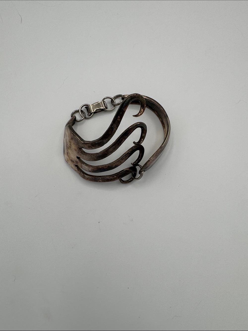 Vintage-Style Women's Silver-Tone Claw Cuff Bracelet